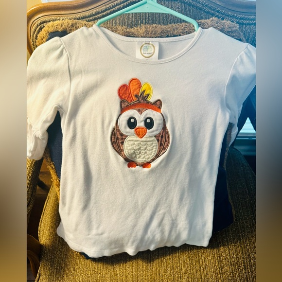 Girls Size 8–White Blanks Boutique top with Embroidered Turkey - Picture 3 of 5